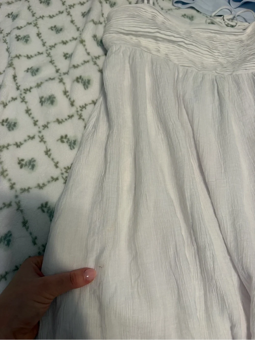 Abercrombie & Fitch White Maxi Dress with Spaghetti Straps & Pockets